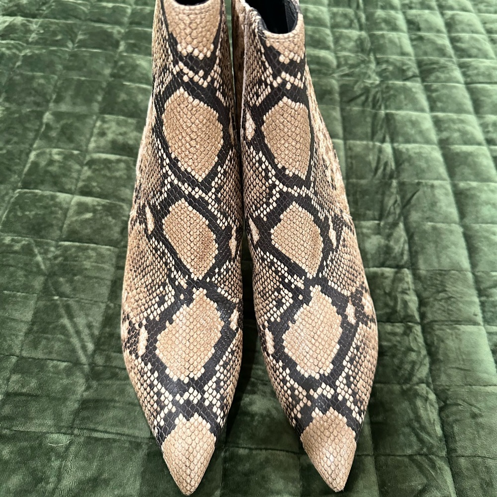 Veronica Beard Tan and Black Snakeskin Ankle Boots